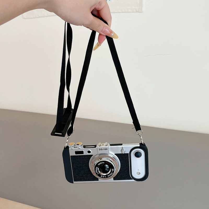Emily in Paris Vintage Camera  - Vintage Item recension och pris
