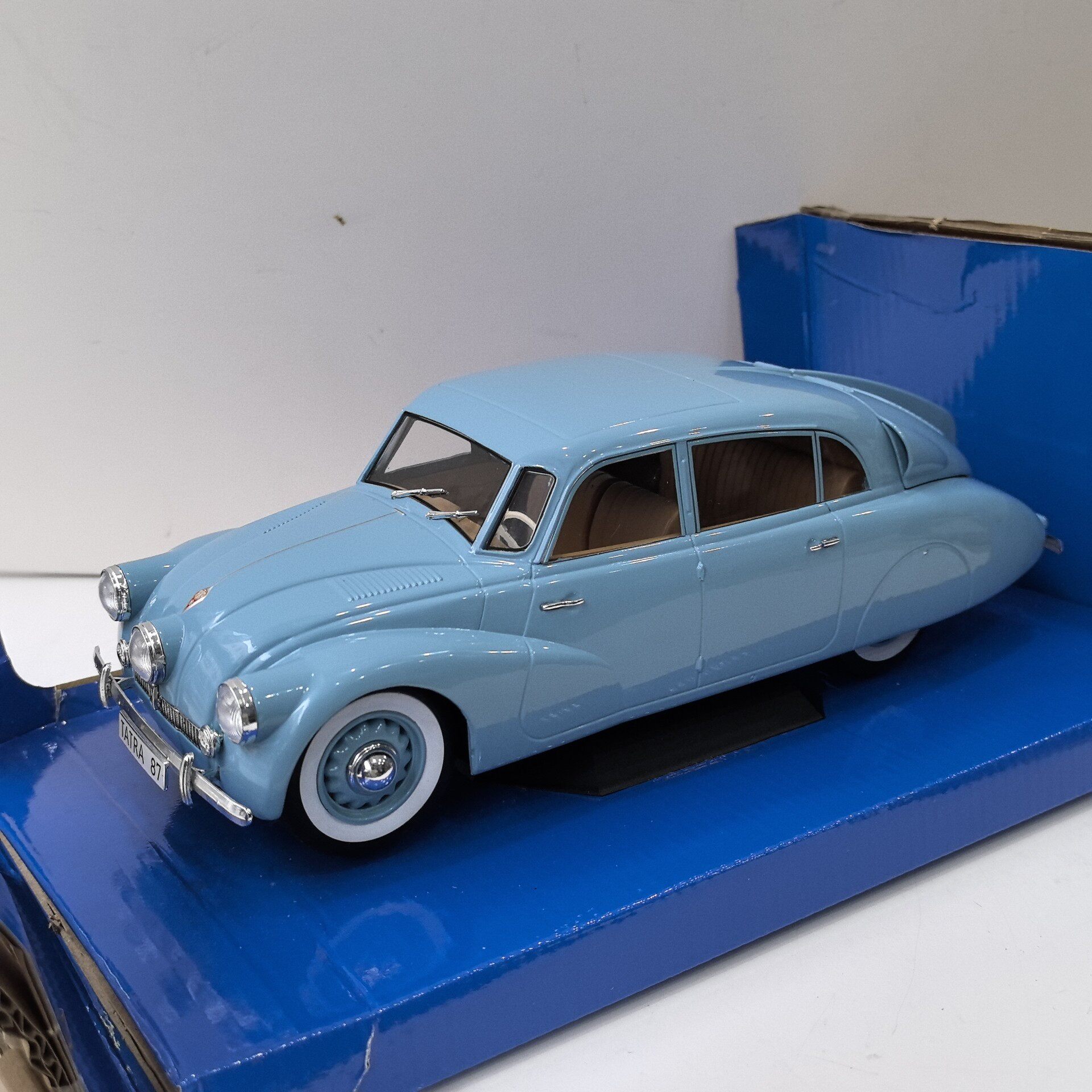 MCG Diecast 1/18 Scale TATRA 8 - Vintage And Collectible recension och pris